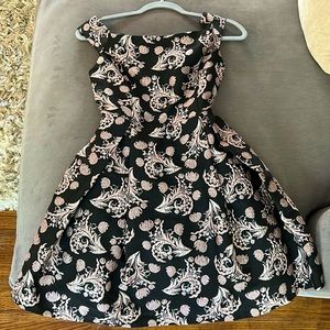 Brand new, semi formal, mini off the shoulder dress, Francesca’s, size small